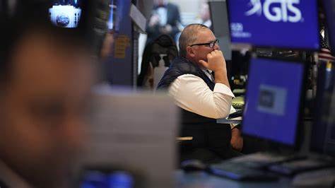 S&P 500 Election Gains Wiped Out, Potential Impact on Bitcoin