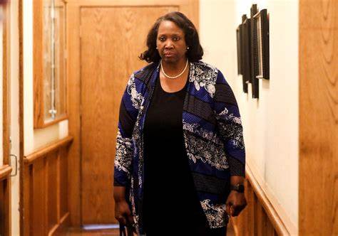 US authors suing Anthropic can band together in copyright class action per judge