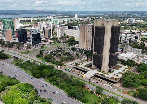 Brazil’s Central Bank Extends Aggressive Hiking, Indicates Potential Pause
