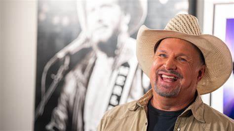 Is Garth Brooks a billionaire? The country music star's net worth - Cincinnati Enquirer