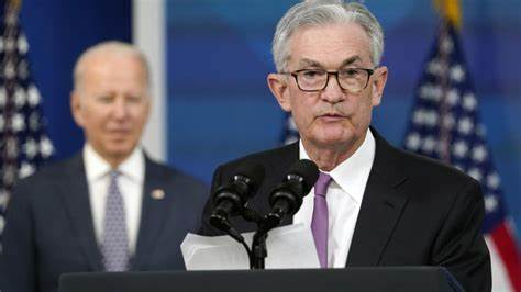 Crypto Debanking Worries Fed Chair Powell – Will Regulators Ease Pressure?