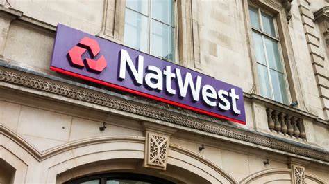 NatWest Customer 'Debanked' for Crypto Trading Amid Nigel Farage Row - Decrypt