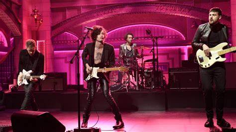 The 1975 will be a great band when they stop worrying about it - Mashable
