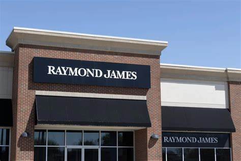What to Expect From Raymond James Financial's Q3 2025 Earnings Report