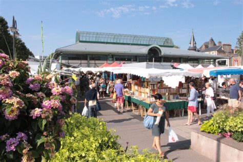 Les marchés de Saint-Malo & la côte émeraude Dinard, Cancale