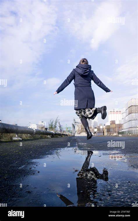 Almost no one jumps on rainy days