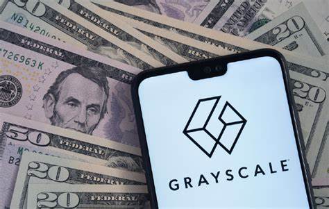 What Is the Grayscale Bitcoin Trust ETF? - Investopedia