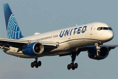How to Talk to United Airline13 Proven Methods