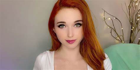 Amouranth Reveals How Much Money She Has in Bitcoin - Game Rant