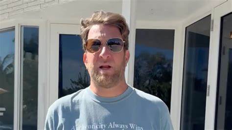 Dave Portnoy Lambasts Solana Meme Coin Traders: Too Many Babies In The Market - 99Bitcoins