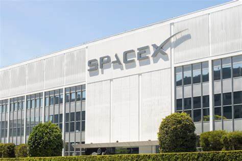 Tokenized Shares in Elon Musk's SpaceX Coming From Republic: WSJ