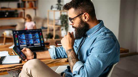 4 Big Investing Mistakes People Keep Making, According to Erin Lowry