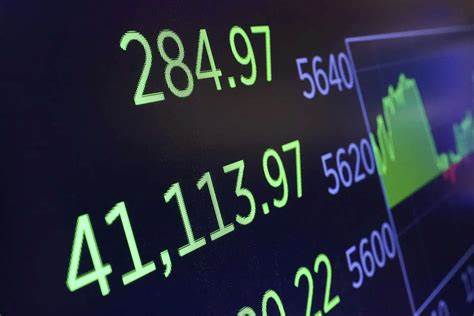 S&P Futures Gain on Cautious Optimism Over Trade Deals