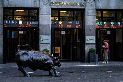 Live: Europese beurzen kleuren rood, ook AEX in de min - fd.nl