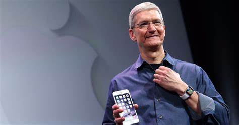 Apple (AAPL) Analysts Stay Positive Ahead of Earnings, But AI Clarity Still Needed