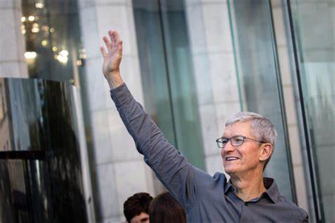 These Stock Analysts Are Bullish on Apple's iPhone 16 Launch—Here's Why