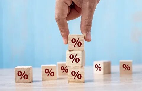 Regulators Eye Interest Rates as Retail-Branded Cards Gain Traction - PYMNTS.com