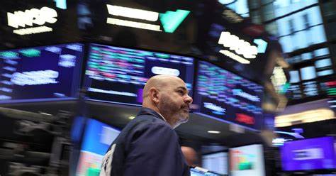 Wall St Week Ahead US election, Fed meeting loom in big week for markets - Reuters