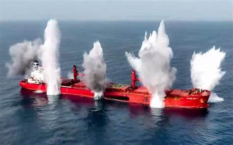 London insurers tell cargo ships to carry more guns when sailing past Iran