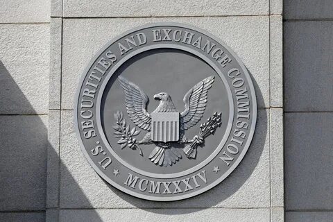 US securities regulator opens door for Wall Street banks to hold crypto - Financial Times