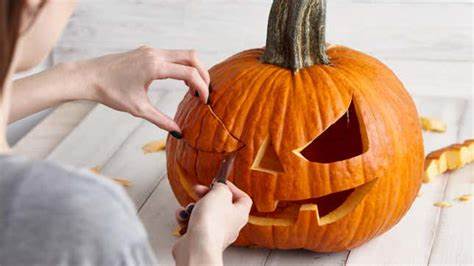 When to carve your pumpkin for Halloween so they don't rot