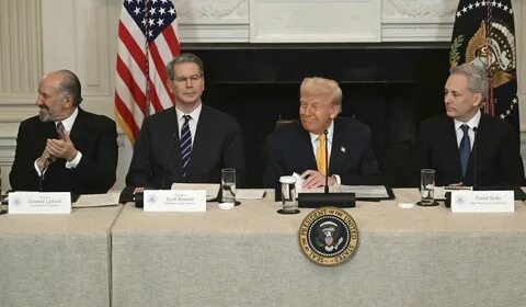 Trump signals end of government ‘weaponization’ against crypto at White House summit