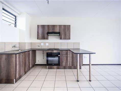 1 bedroom flats to rent in Centurion from private landlords 