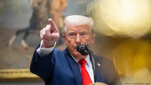 Trump establishes federal cryptocurrency reserve as coin markets slump: Live updates - The Independent