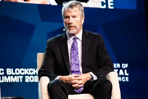 GameStop Shares Soar 9% After CEO Ryan Cohen Posts Photo With Michael Saylor Amid Bitcoin Speculation