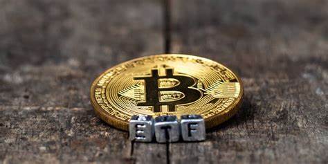 Bitcoin ETF Gains Spike, Setting Five-Week High as Fed Signals Rate Cuts Near - Decrypt