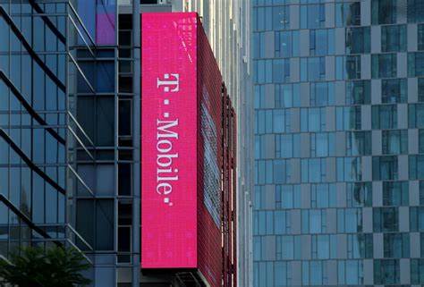 T-Mobile, Comcast, Charter Team Up on Mobile Services for Businesses