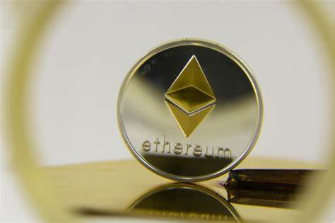 Ethereum (ETH) Paints Grim Reversal Pattern, Solana (SOL) Whales Not Bullish, Bitcoin (BTC) Enters $60,000 Path